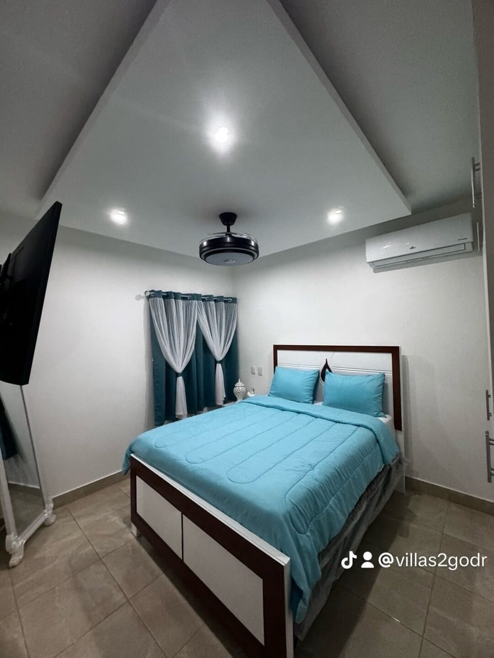 Tv Ac and fan 