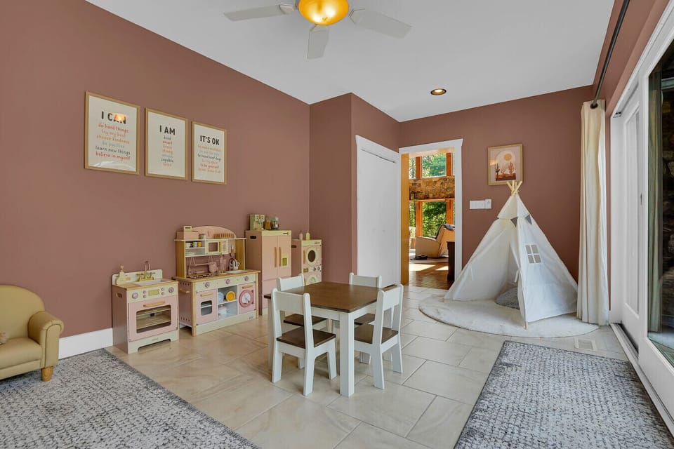 Perfect playroom for kids!