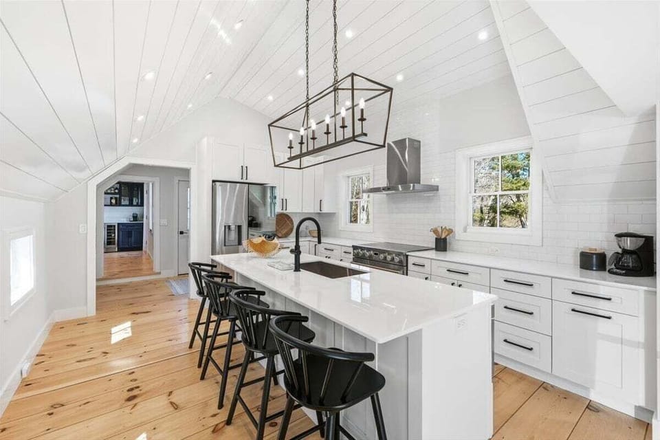 Modern, sleek design kitchen with everything guests could ever need for great meals!