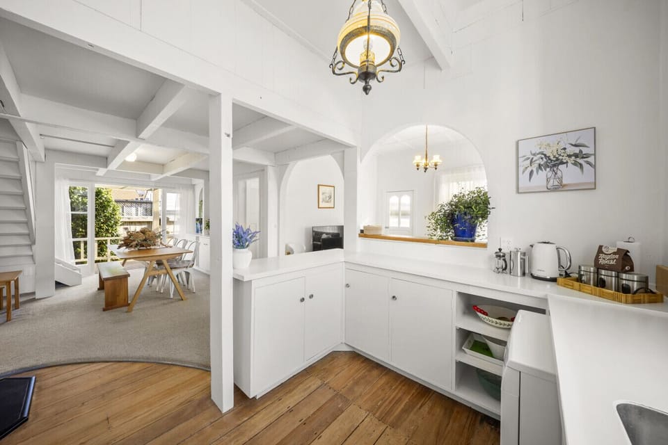Kitchen to dining area