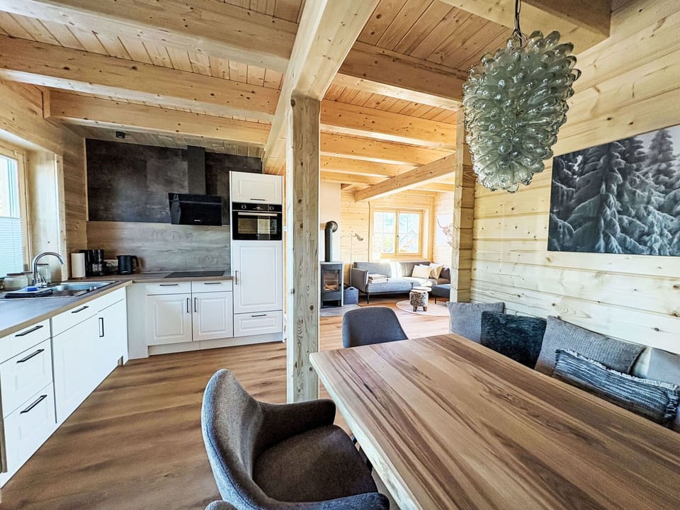 Wood, Hardwood, Wood Flooring, Cottage, Wood Stain, Home, Plank, Log Cabin, Ceiling, Lumber