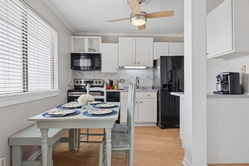 Gather, cook, and connect—this is where vacation memories are made