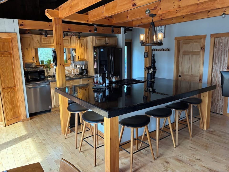 enormous island with seating for 6