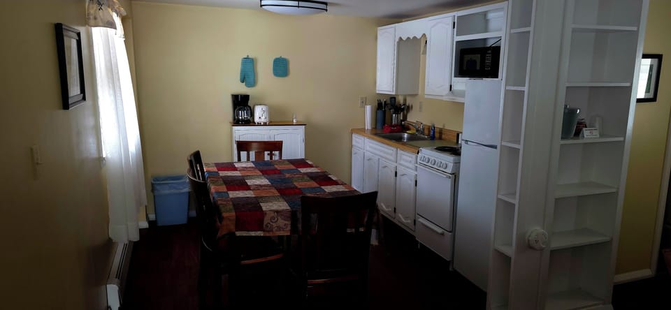 Porch Suite Kitchenette