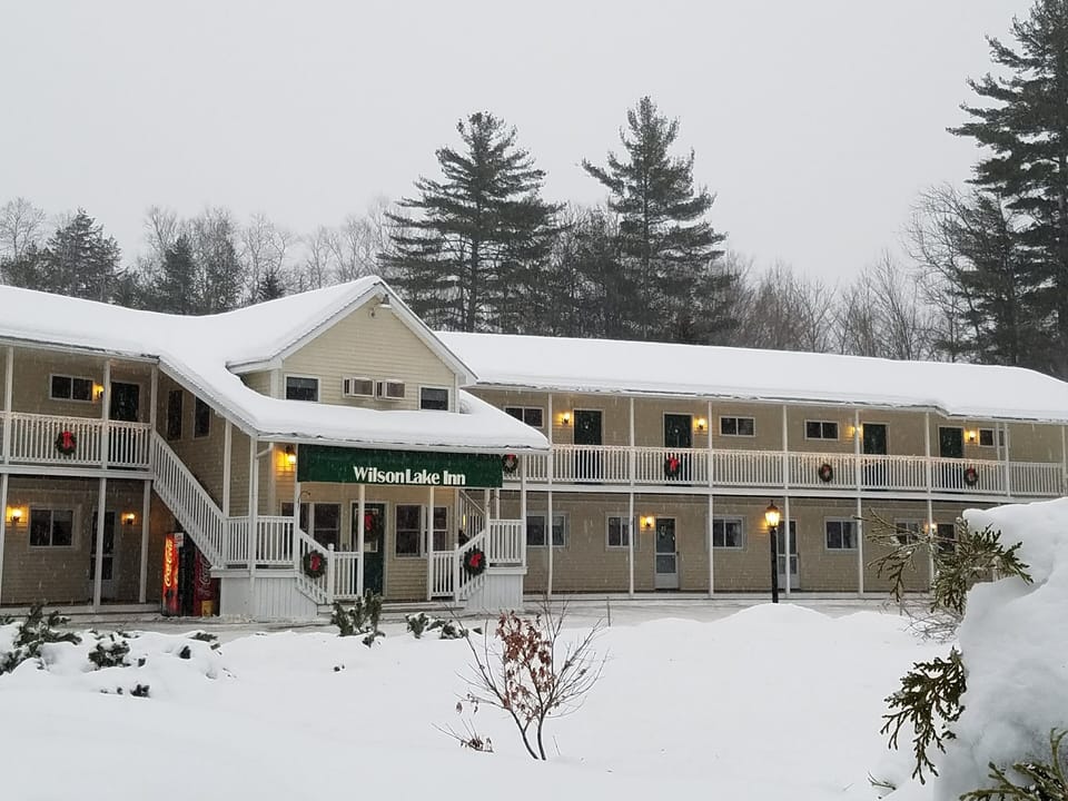 20180104Ext. building winter