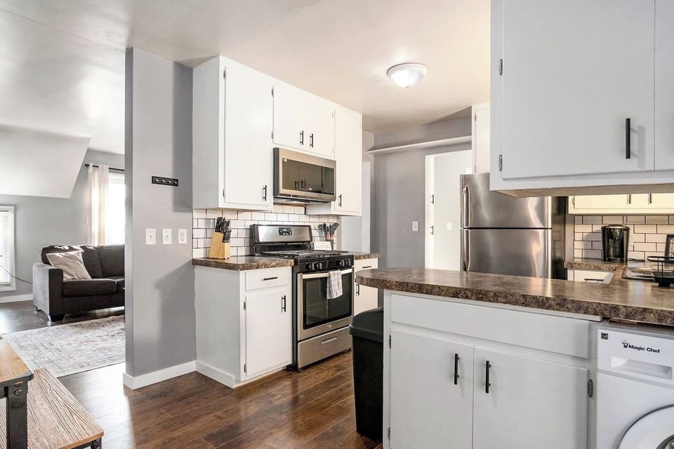 Kitchen - 616. 287. 2210