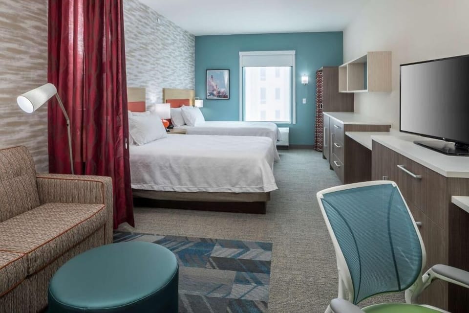 Bedroom. Interior and views may vary based on location and availability.