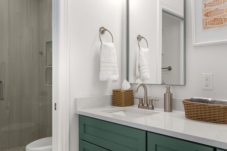 Hallway Bathroom 3