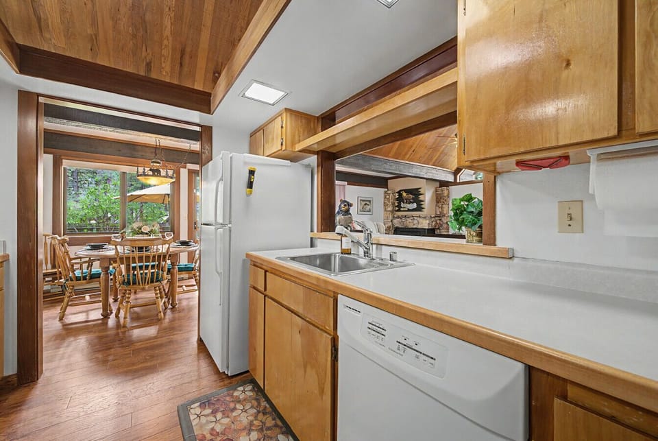 Full sized refrigerator and dishwasher make for a convenient stay