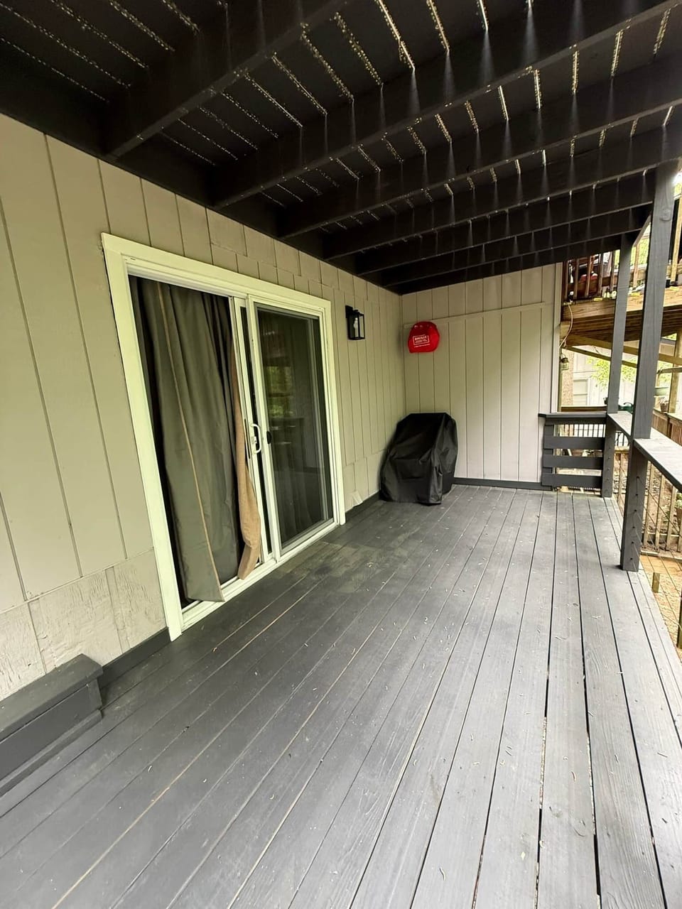lower level balcony off of the queen room