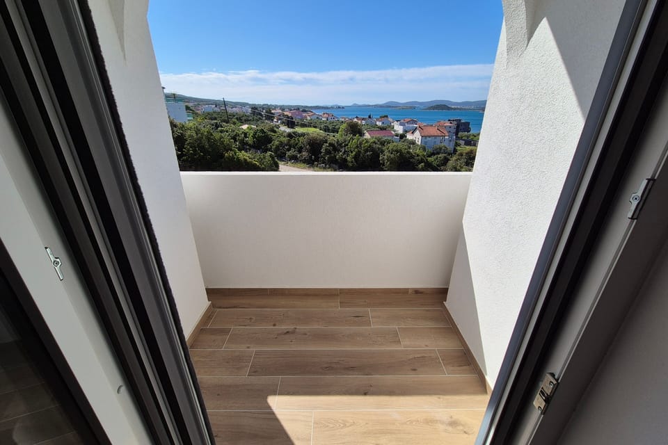 Balcony 1