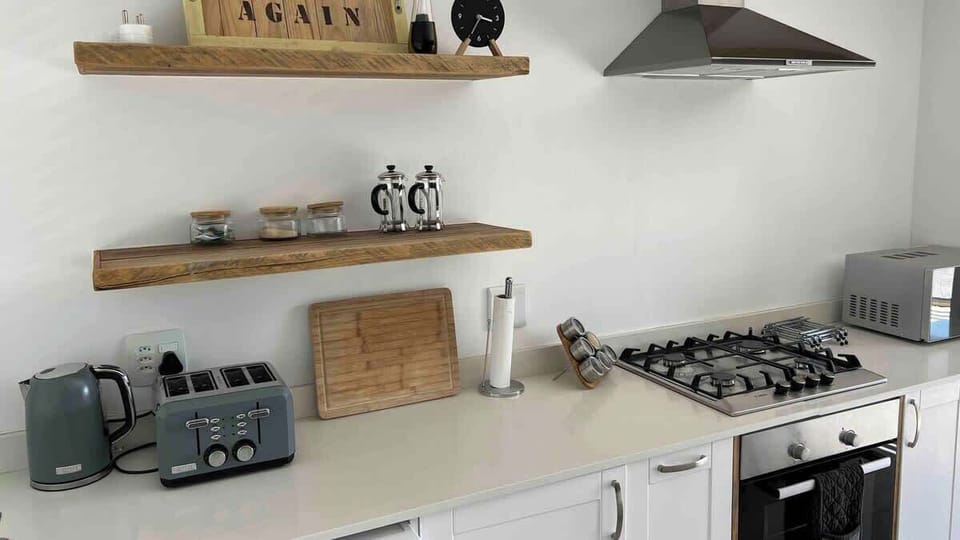 Gas stove, microwave, kettle, toaster
