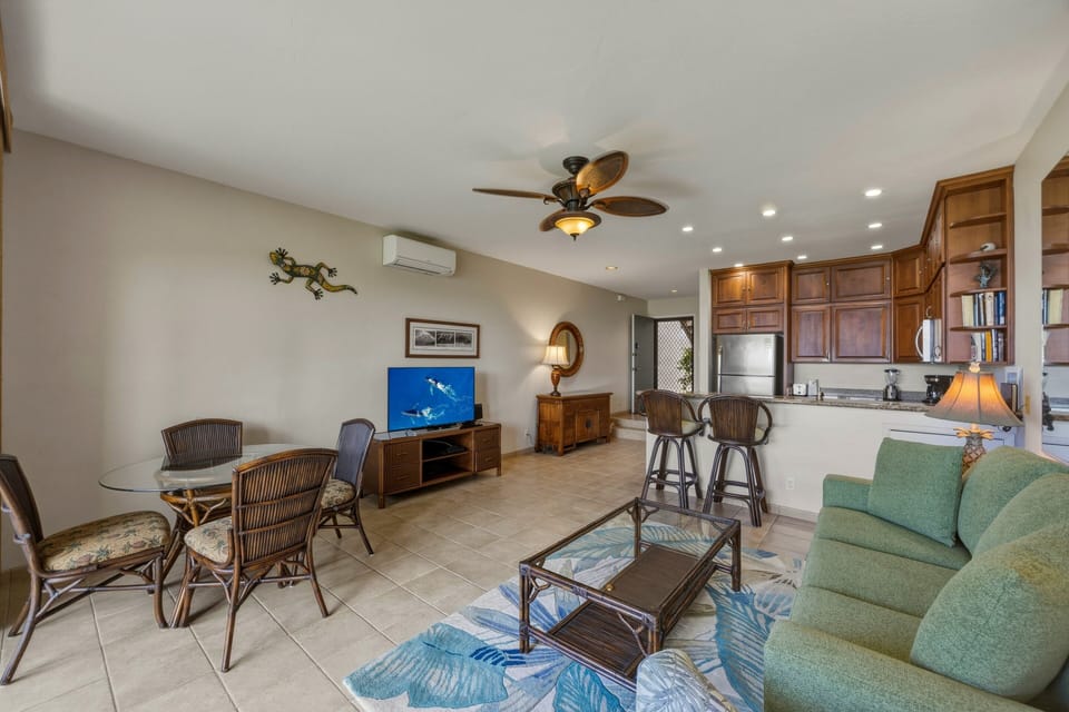 Furniture, Indoors, Living Room, Screen, Table