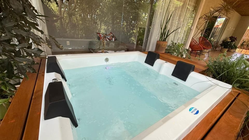 Indoor spa tub
