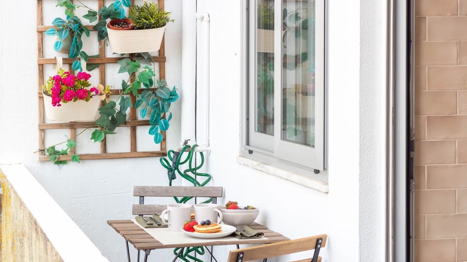 Charming balcony for relaxed breakfasts #BalconyLife #MorningVibes