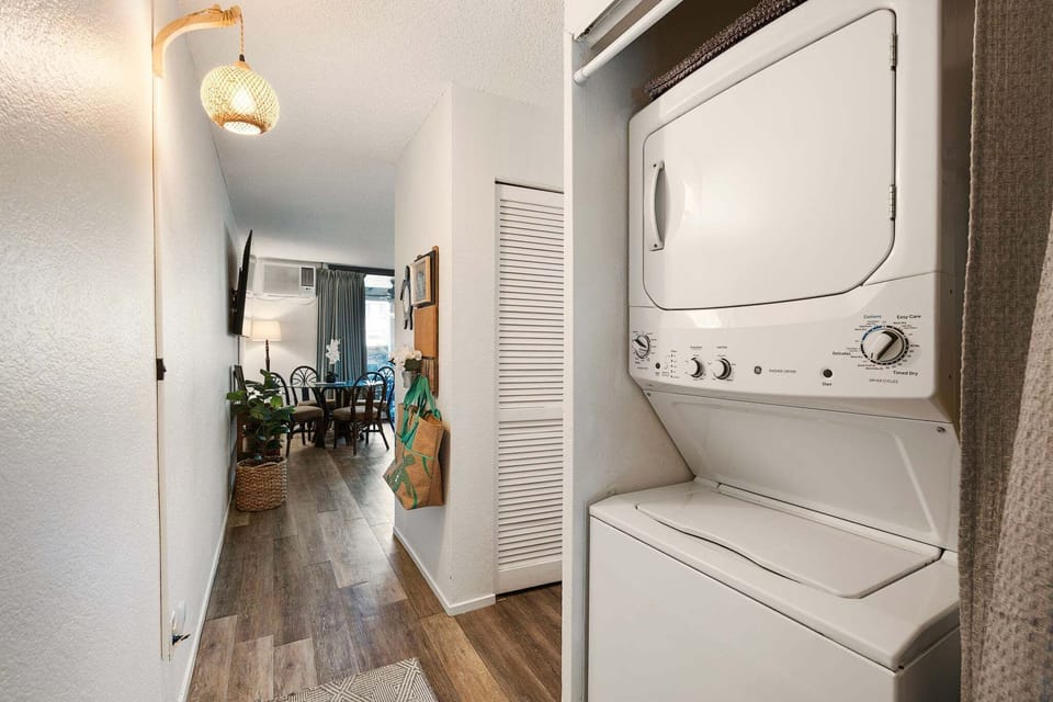 In-unit conveniences including a washer/dryer