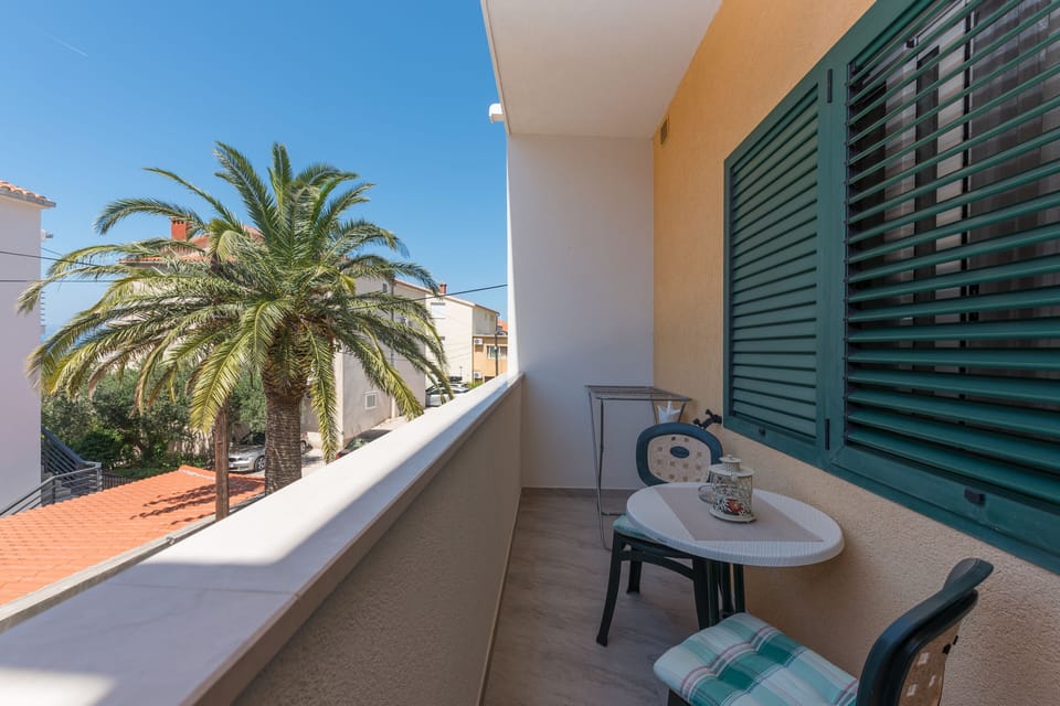 Balcony 1