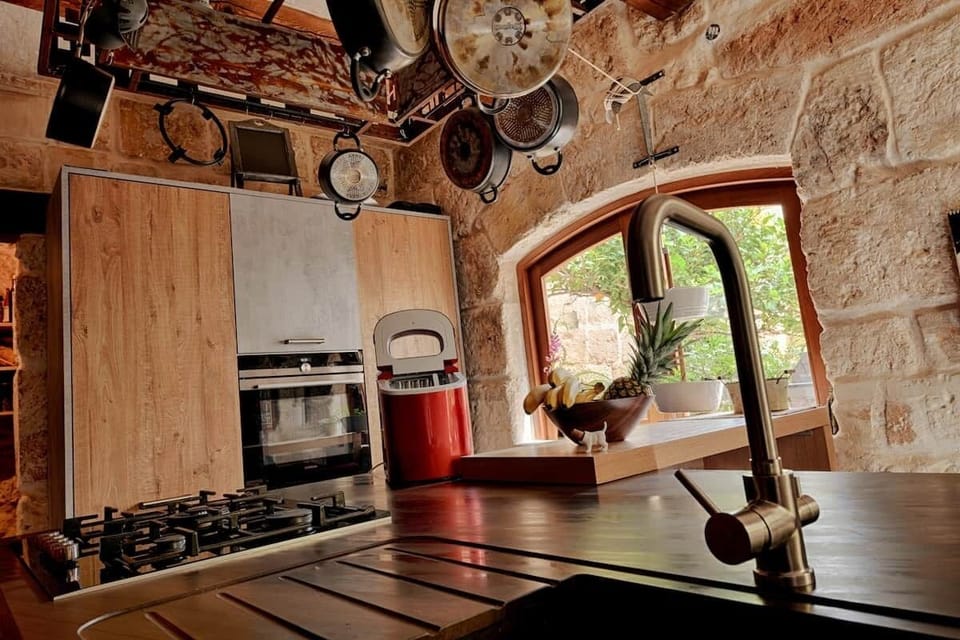 Kitchen II