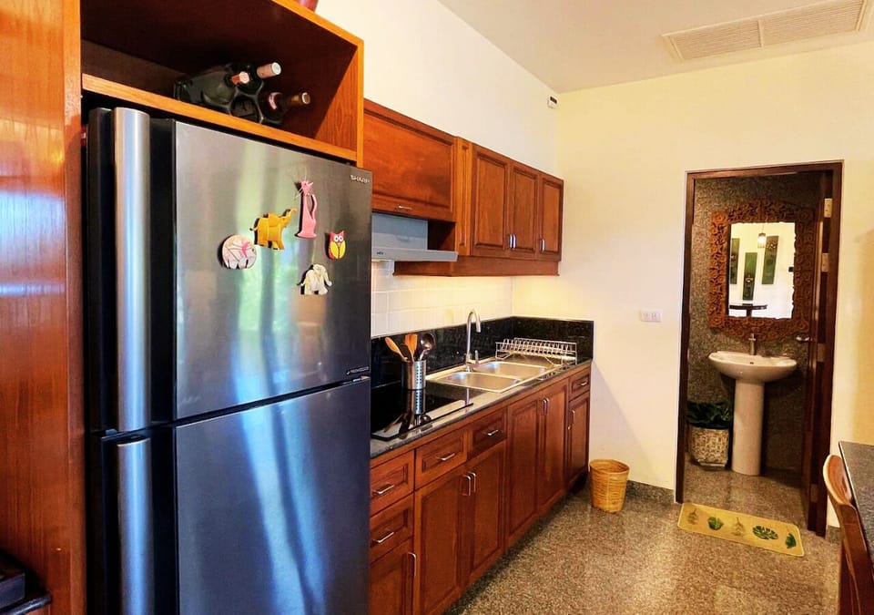 Kitchen & Guest Washroom