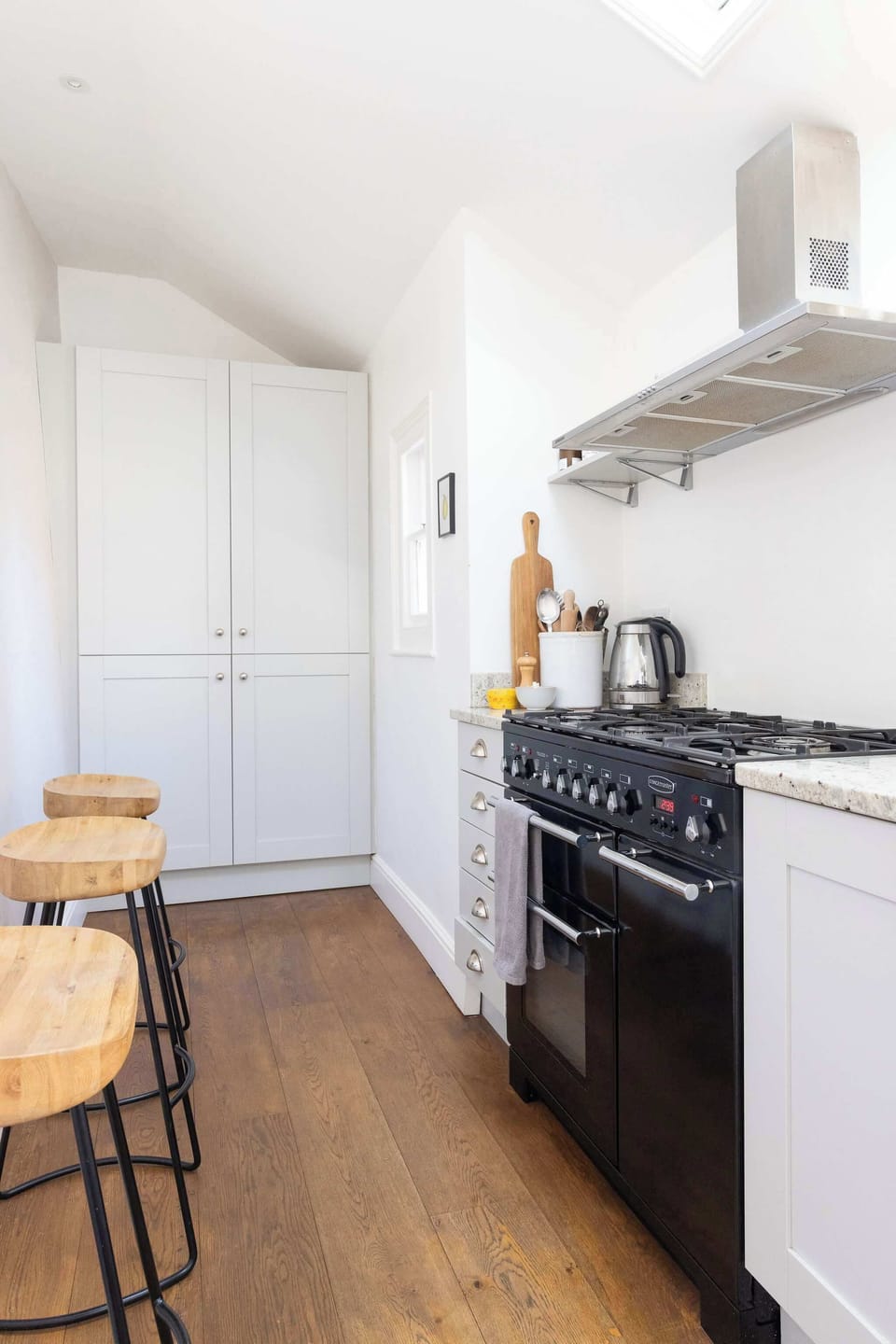 Spacious kitchen featuring a classic range cooker