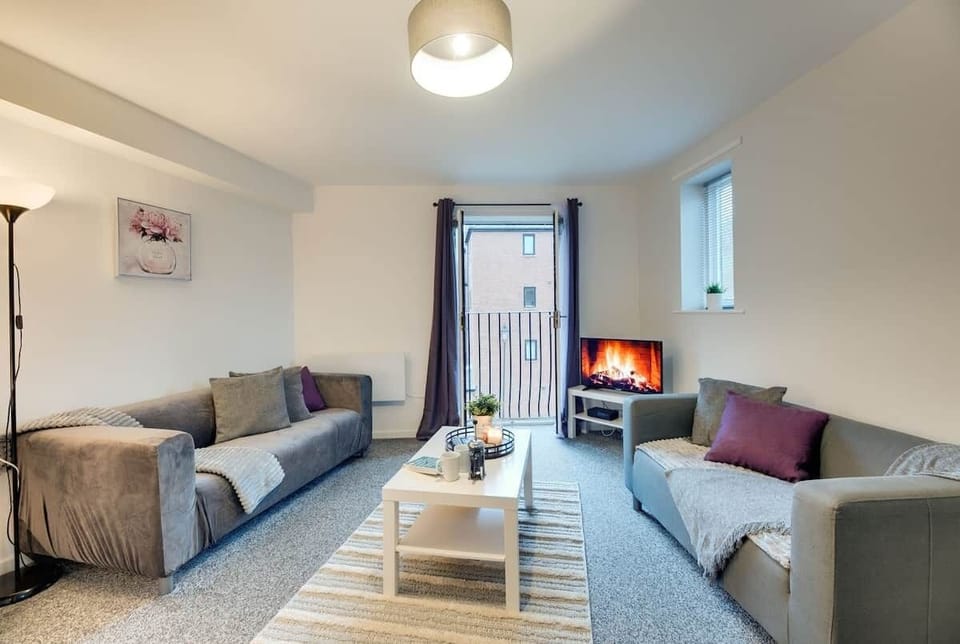 Living Room / Lounge