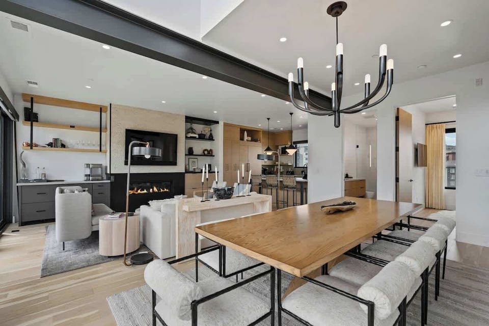 Formal Dining Area
