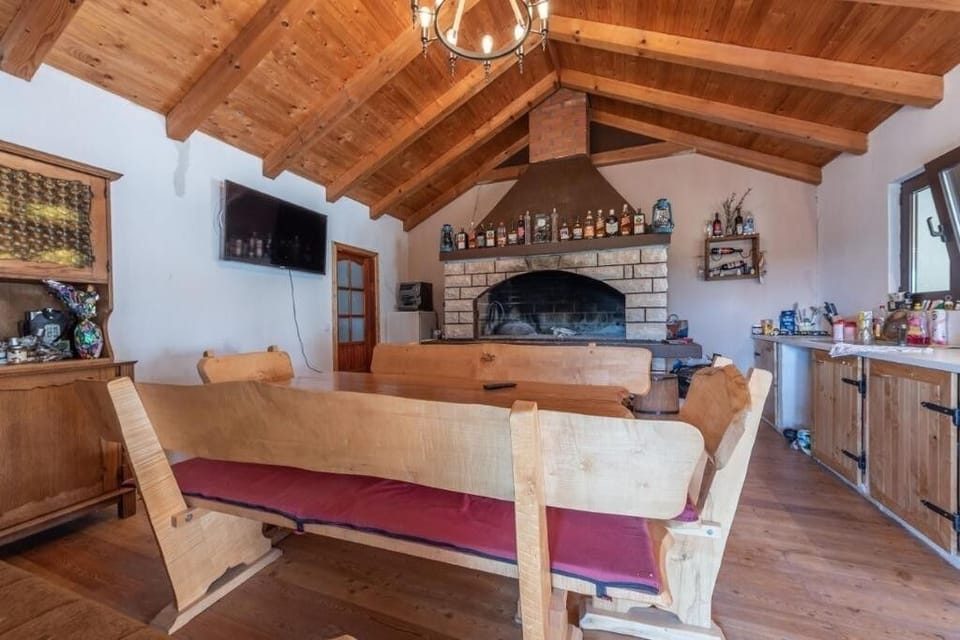 Dining room 2