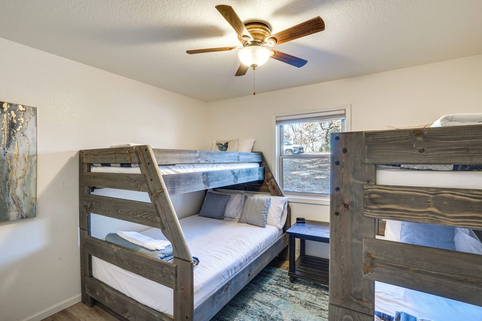 Bedroom 6 | Twin/Full Bunk Bed | Twin Bunk Bed | Townhome 2