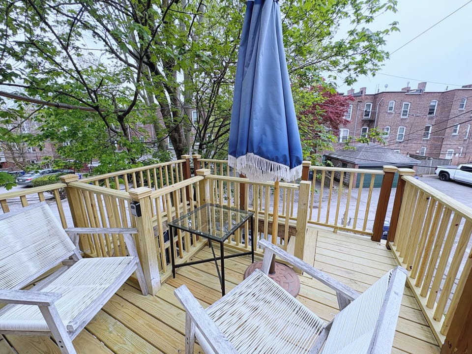 Private outdoor deck