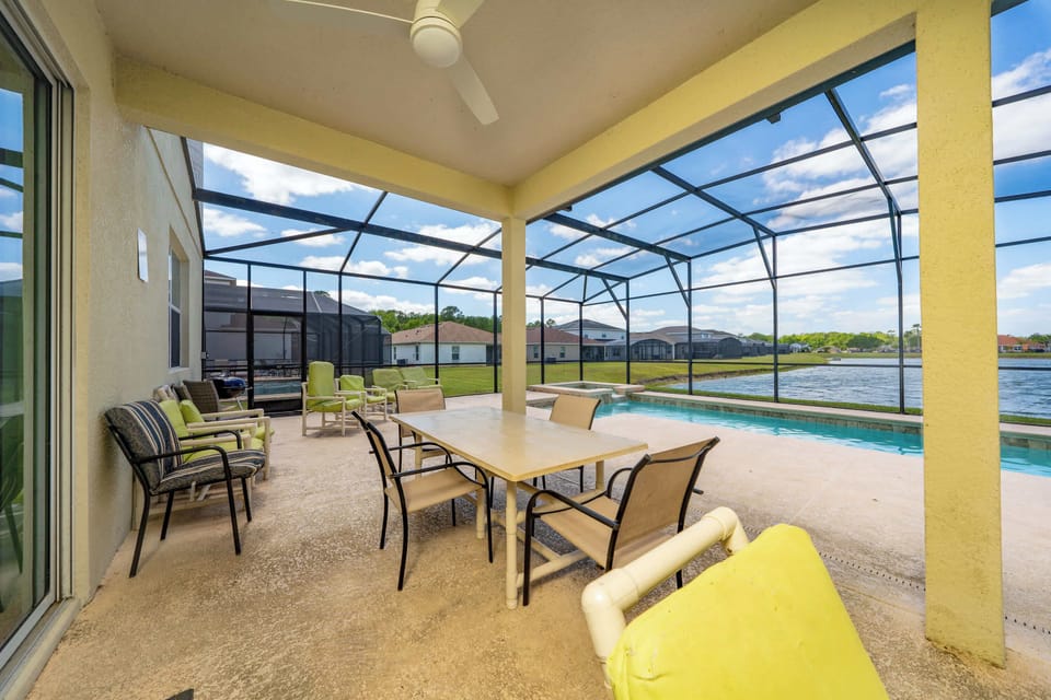 Patio with Private pool