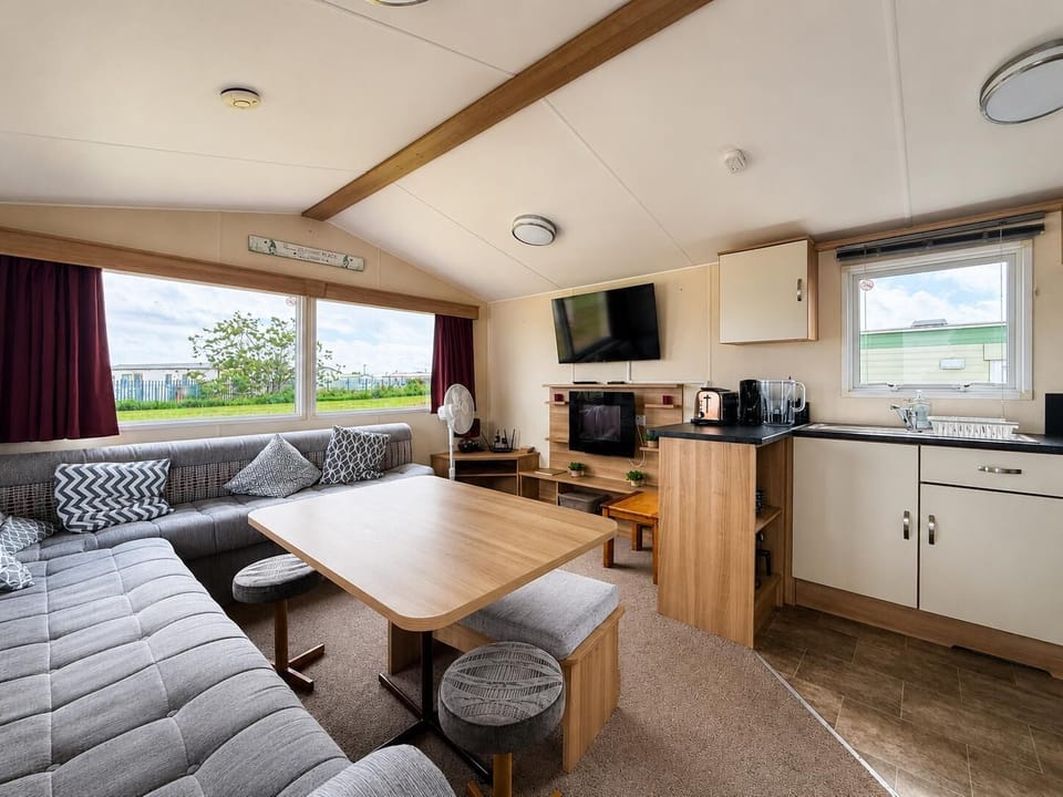 The living room will cosy and warm all year round with its electric fire. You will be toasty even in the winter. Enjoy Skegness all year round with a stay at The Chase Holiday Park