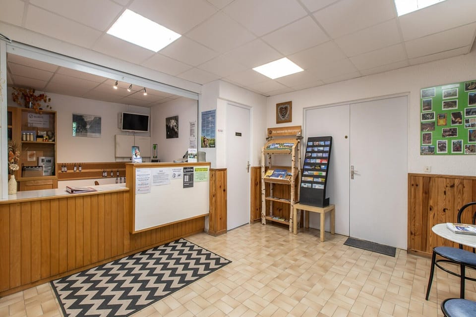 Entrance / Reception