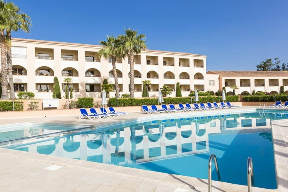 Holiday Home Swimming Pool