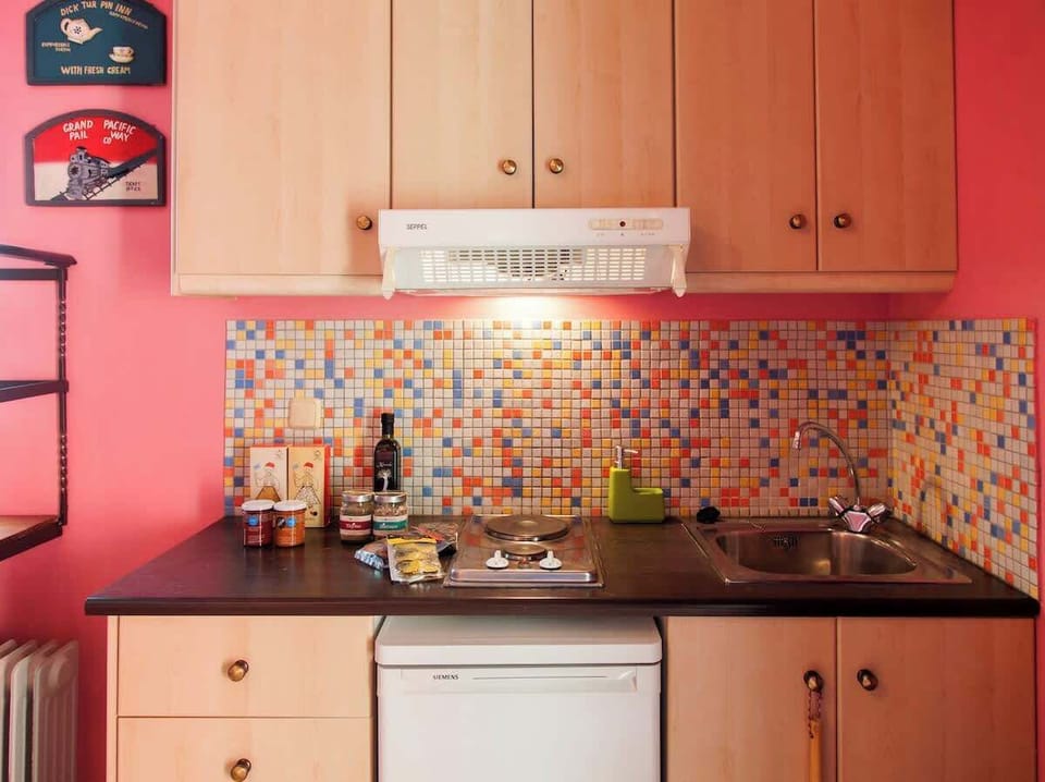 Kitchenette for making breakfast and light meals. 