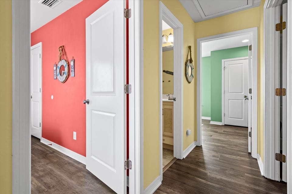 Sweet Home Alabama 2nd Floor Hallway