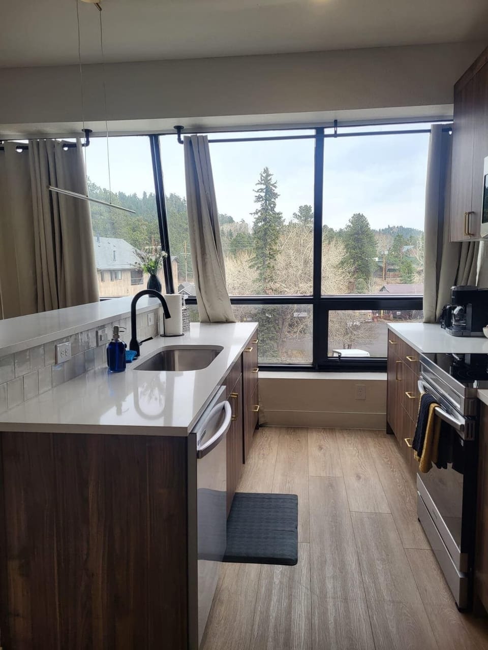 Cook your favorite foods or enjoy some complimentary waffles in the modern kitchen! 