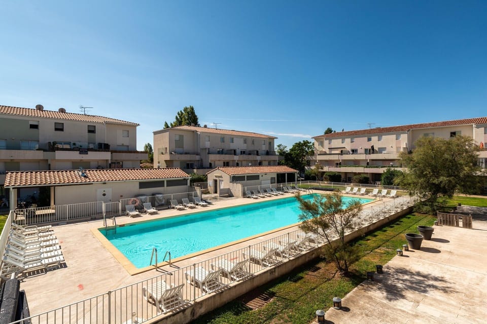 Holiday Home Swimming Pool