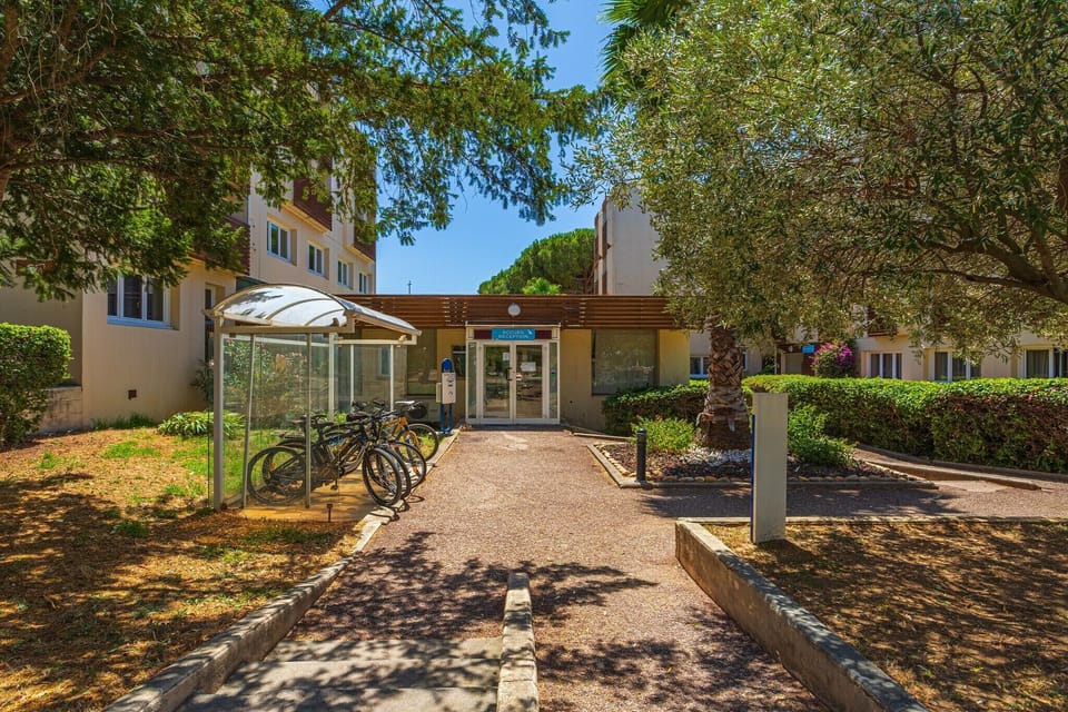 Holiday Park Facilities and Services 