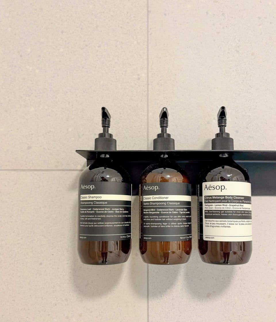 Bathroom amenities