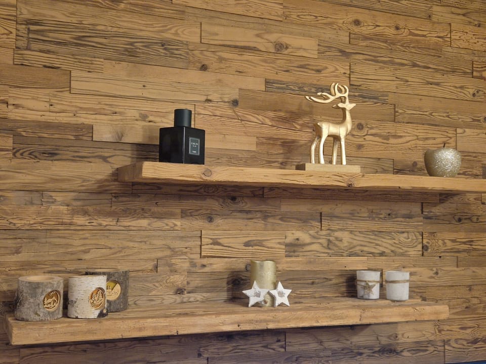 Decoration
