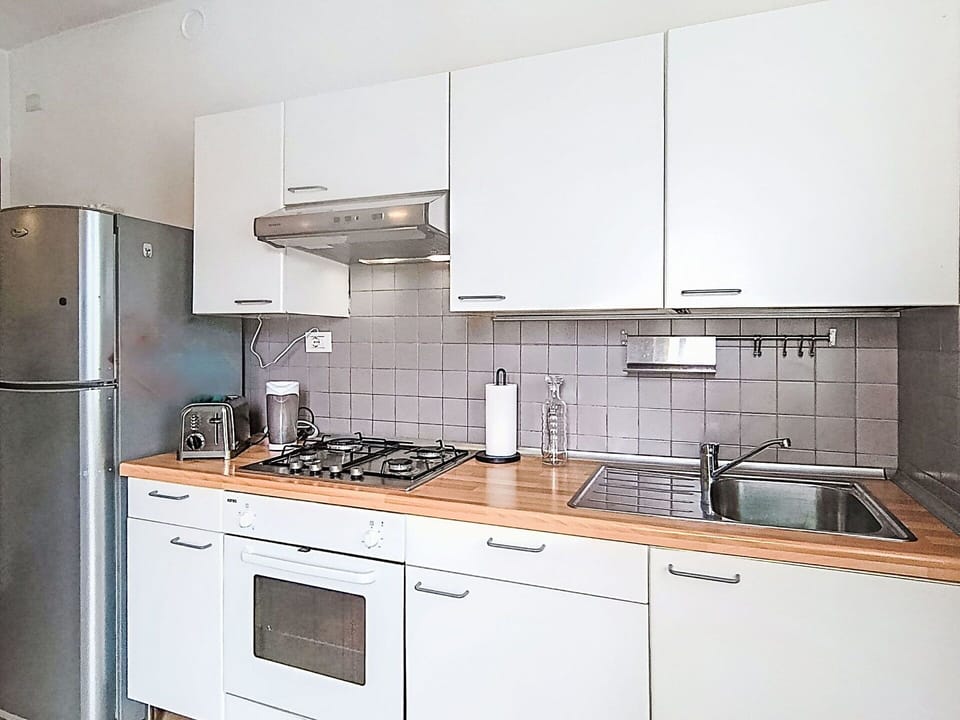 Residential Area, Human Settlement, Apartment, Condominium, Swimming Pool, Resort, Outdoor Furniture, Hotel, Resort Town, Vacation