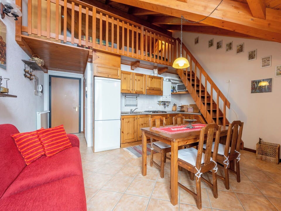 Residential Area, Human Settlement, Apartment, Condominium, Swimming Pool, Resort, Outdoor Furniture, Hotel, Resort Town, Vacation