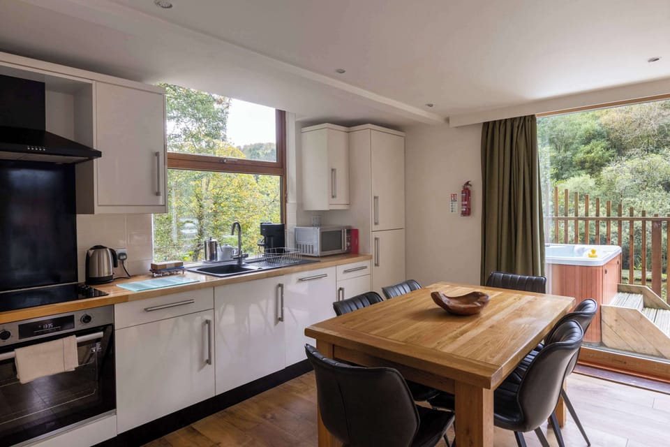 Deerpark Classic Golden Oak Secluded View