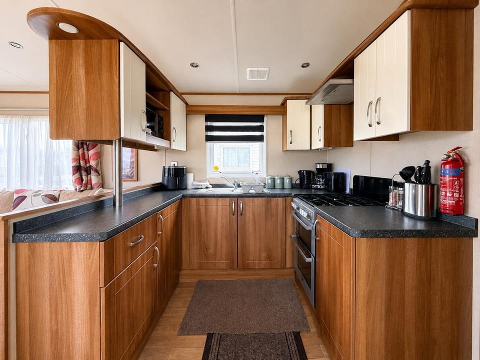 Enjoy evening meals at the table where natural light comes flooding through