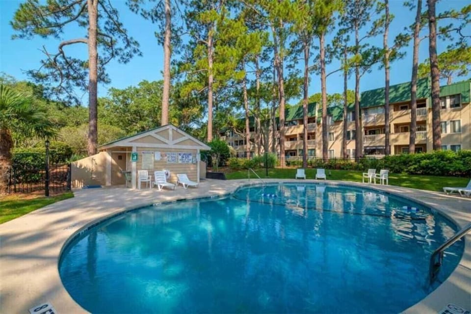 Beachside Pool