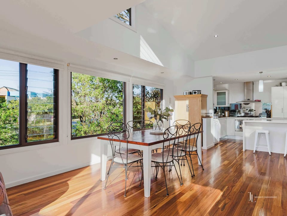 Upstairs Dining area 