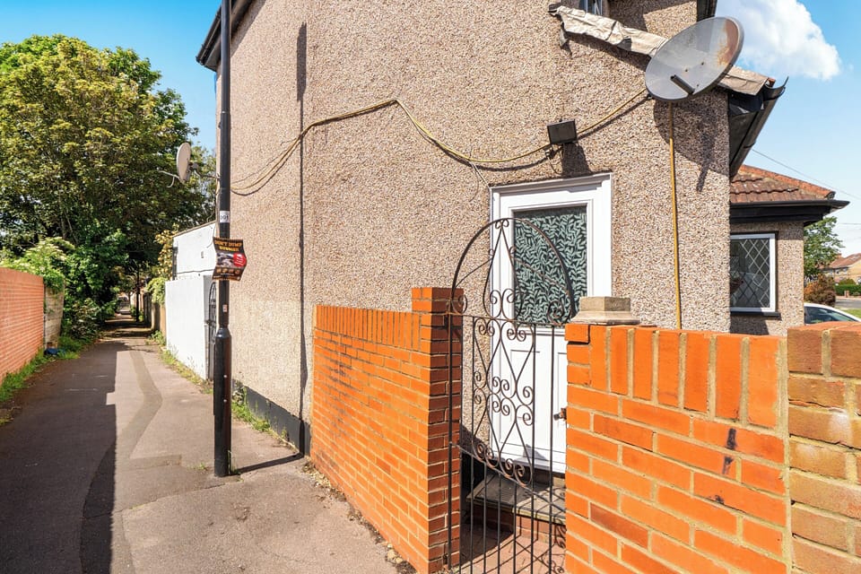 Image 12