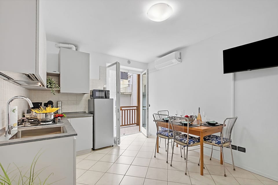 Kitchen and dining area