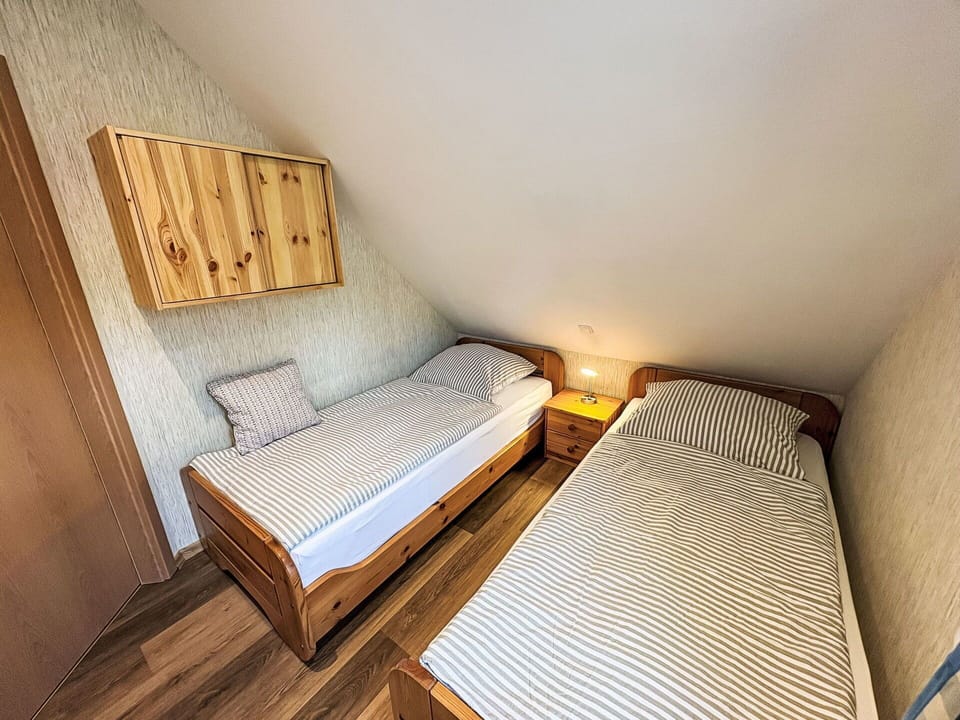 Wood, Bedroom, Home, Floor, Flooring, Bed, Bed Sheet, Bedding, Bed Frame, Hardwood