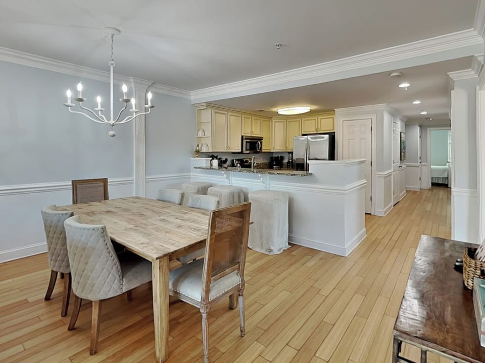 Upgraded, Open-Concept Living